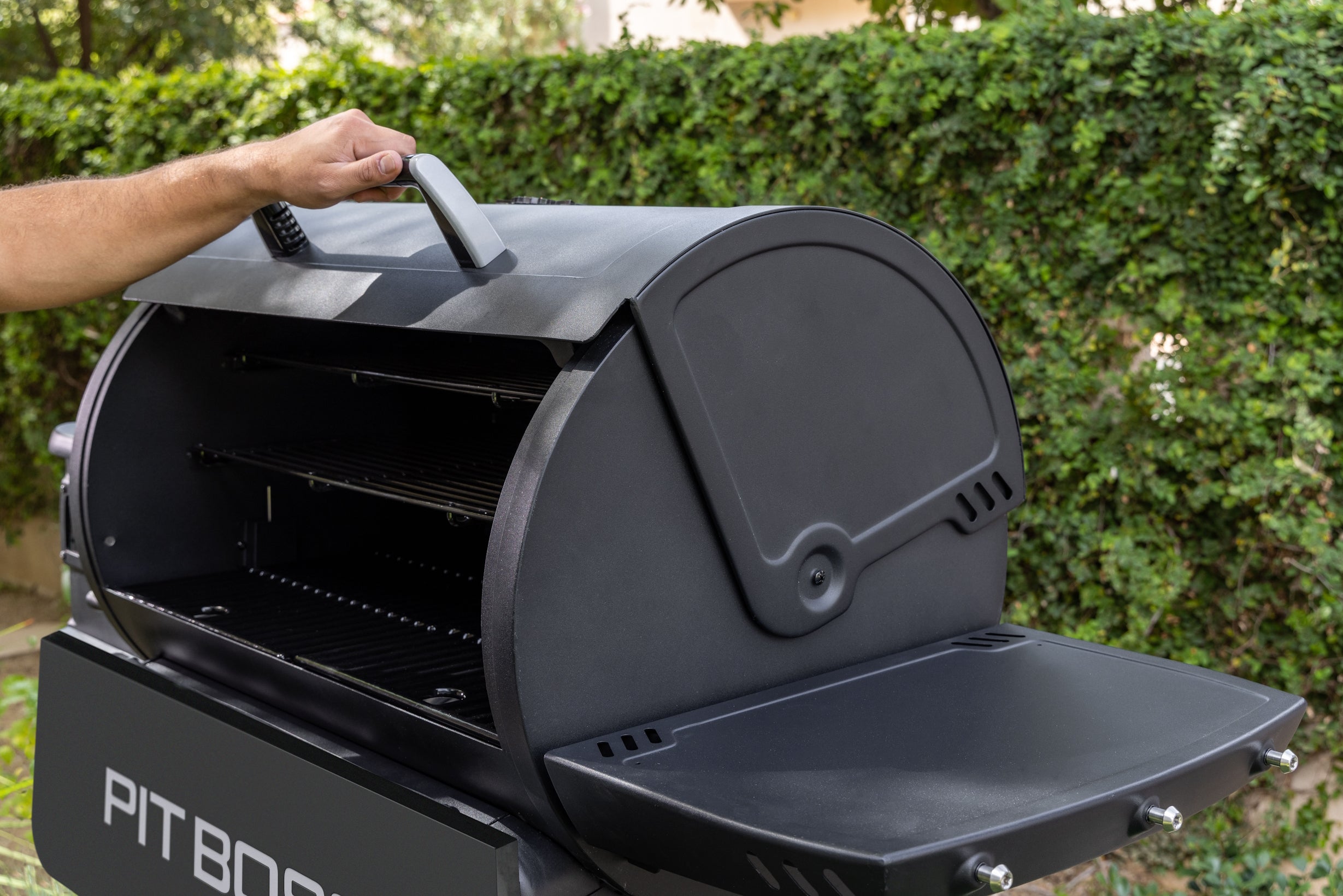 1600 Competition Series Wood Pellet BBQ Grill